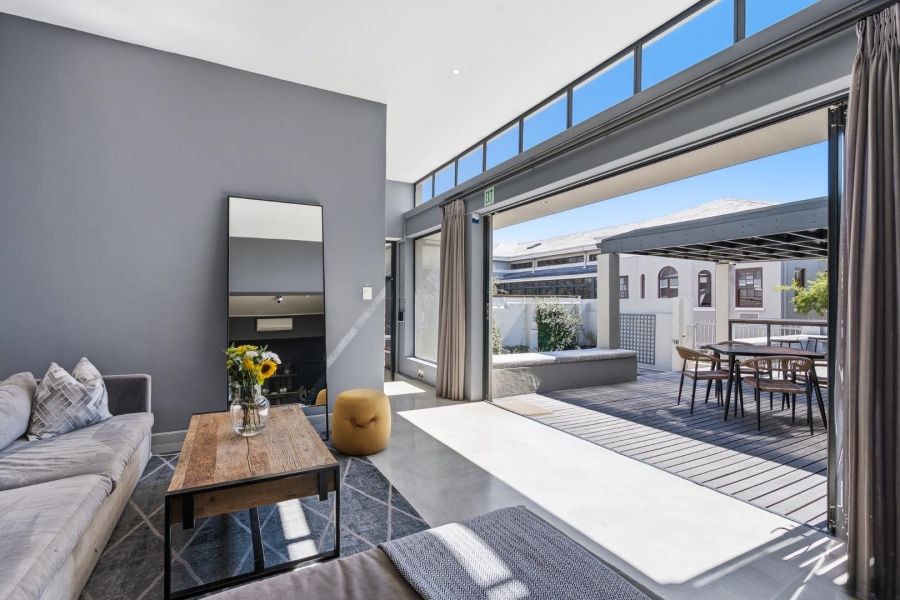 5 Bedroom Property for Sale in Woodstock Upper Western Cape